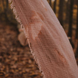 EARTHBORN AUT24 | NATURALLY DYED TAGESDECKE 4-Lagig Musselin Rose